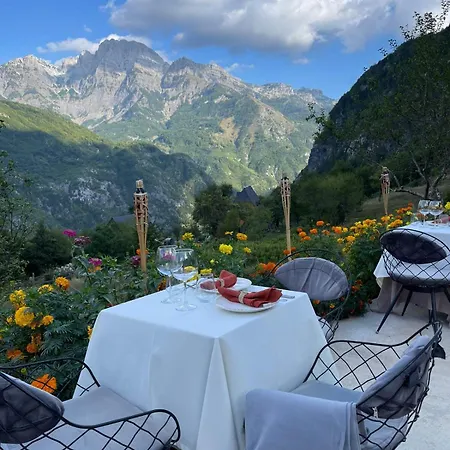 Vidis Boutique * Theth