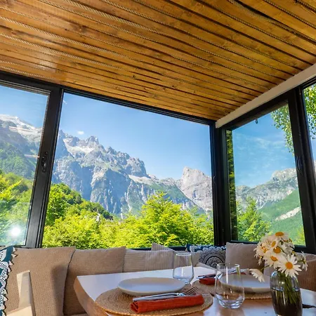 Vidis Boutique * Theth